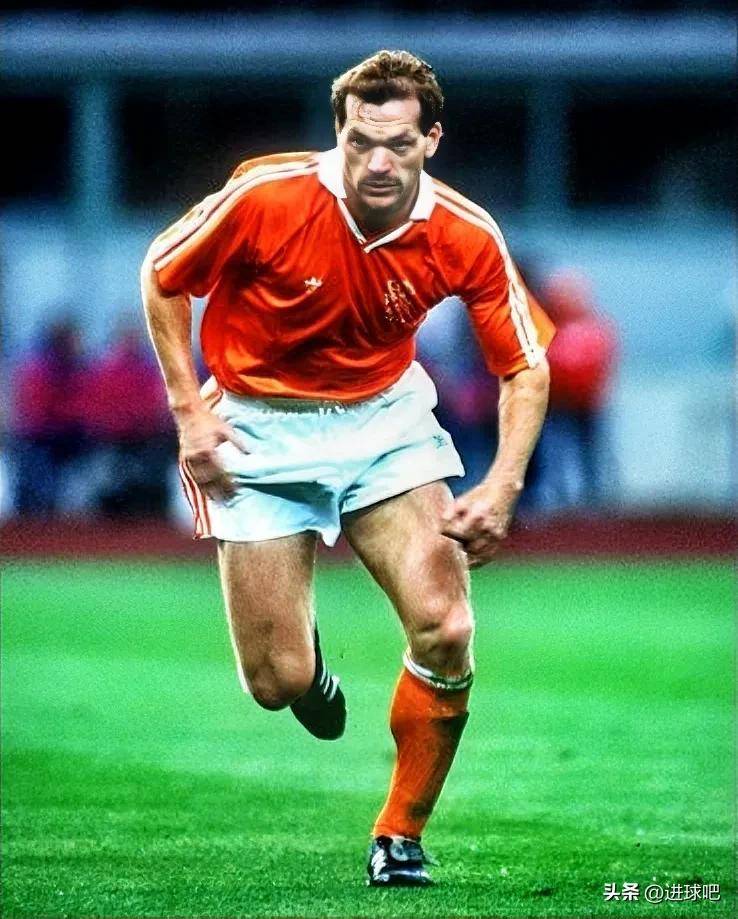 阿贾克斯在荷兰联赛中的卓越表现 阿贾克斯在荷兰联赛中的卓越表现