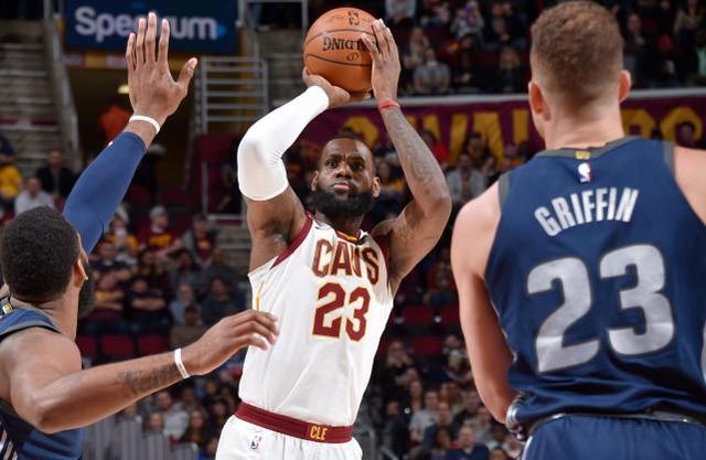 雷恩队在主场大胜对手，取得经久令人瞩目的胜利的简单介绍