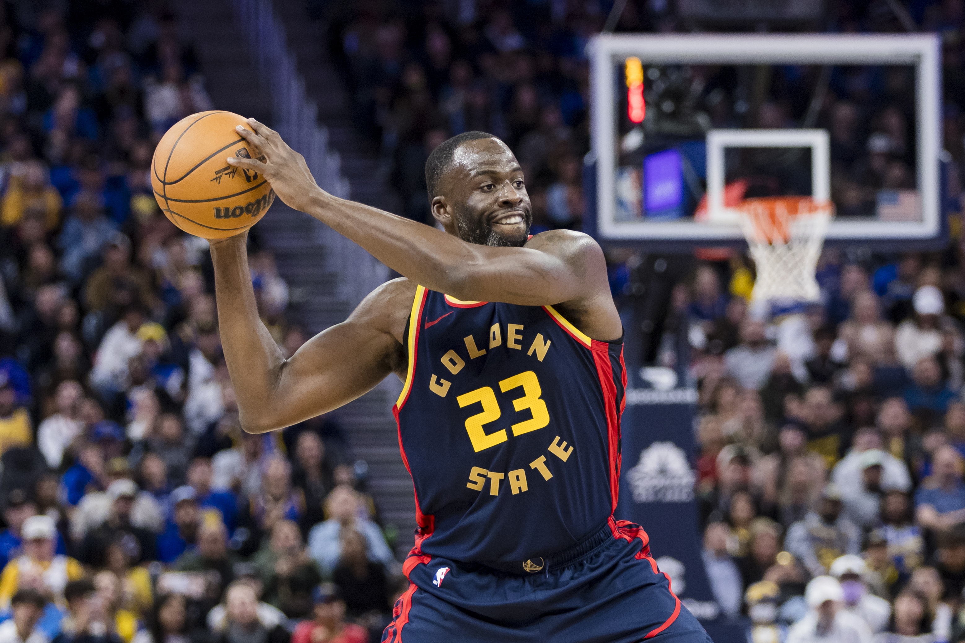 安东尼奥-布莱克尼在CBA比赛中受伤，或将缺席季后赛的简单介绍