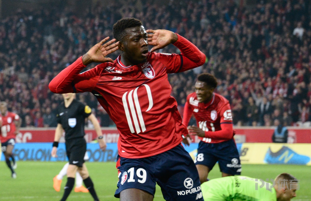 关于里尔队主场大胜，稳固积分榜前列位置的信息