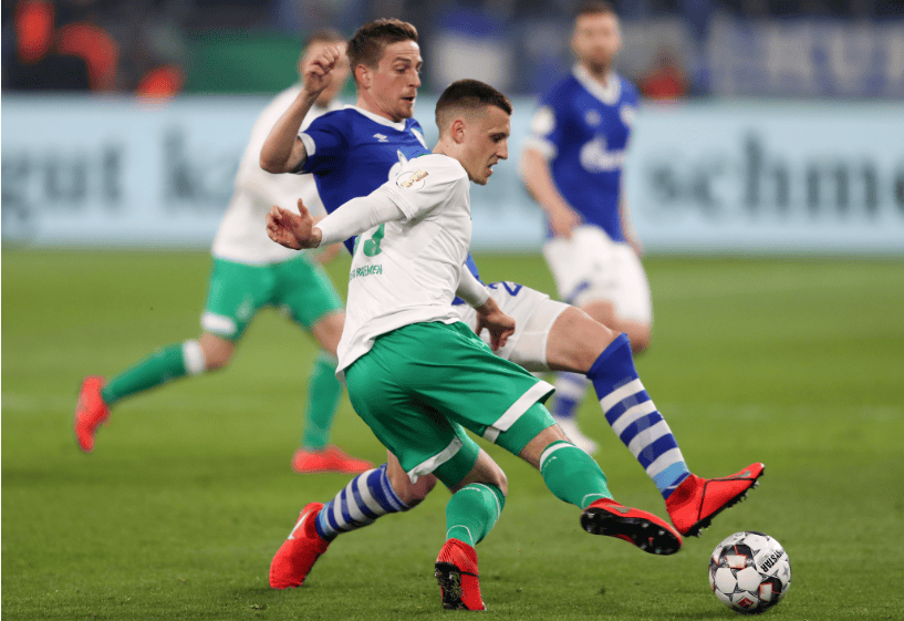 法兰克福逆袭，连胜轰动德甲赛场的简单介绍